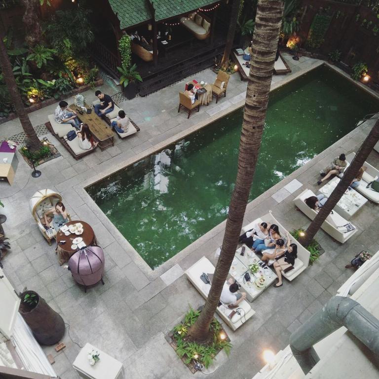 Eugenia Hotel & Spa Bangkok Exterior photo