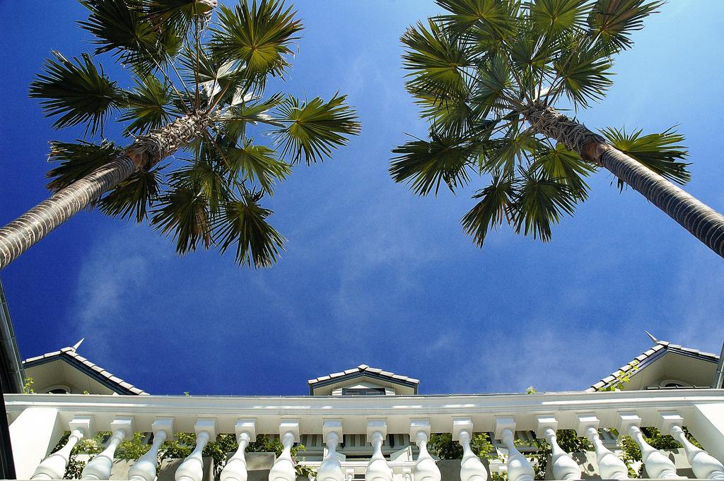 Eugenia Hotel & Spa Bangkok Exterior photo